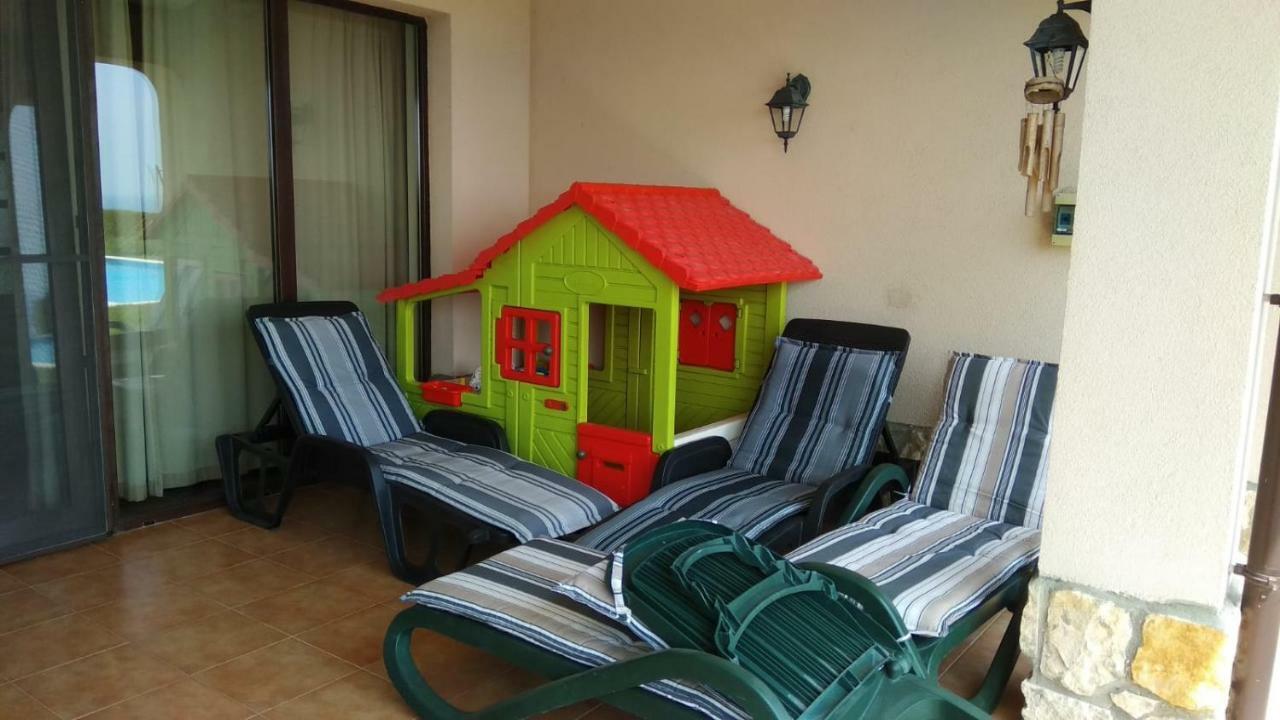 Private Villa 102 With Heated Pool In Blacksearama 巴尔奇克 外观 照片